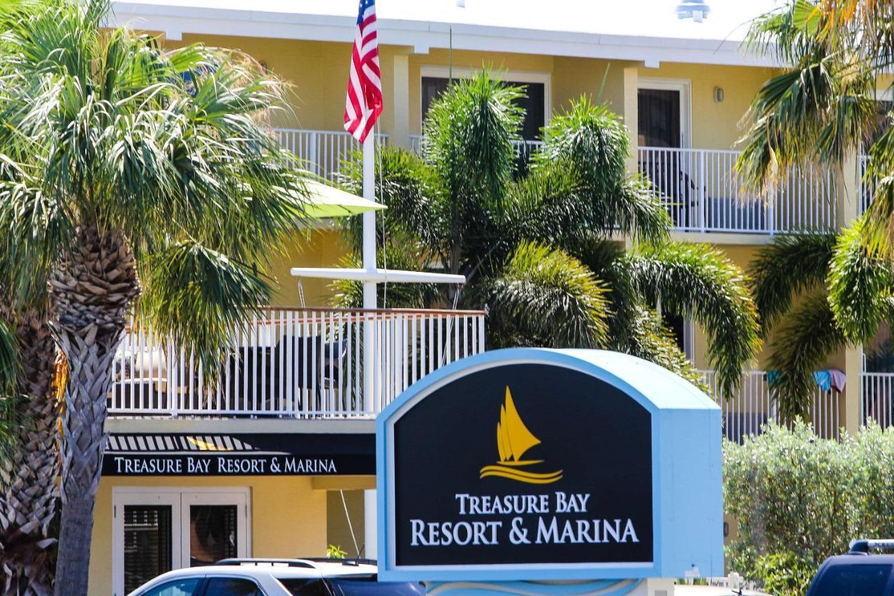 Treasure Island Hotel And Marina St. Pete Beach Exterior photo